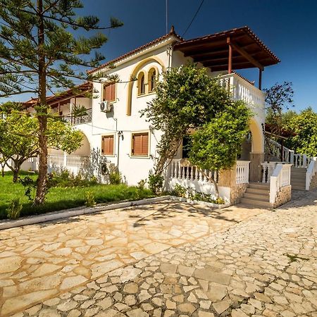 Kiki Studios Kalamákion Екстериор снимка